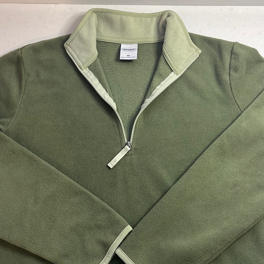 Old Navy green quarter zip size M